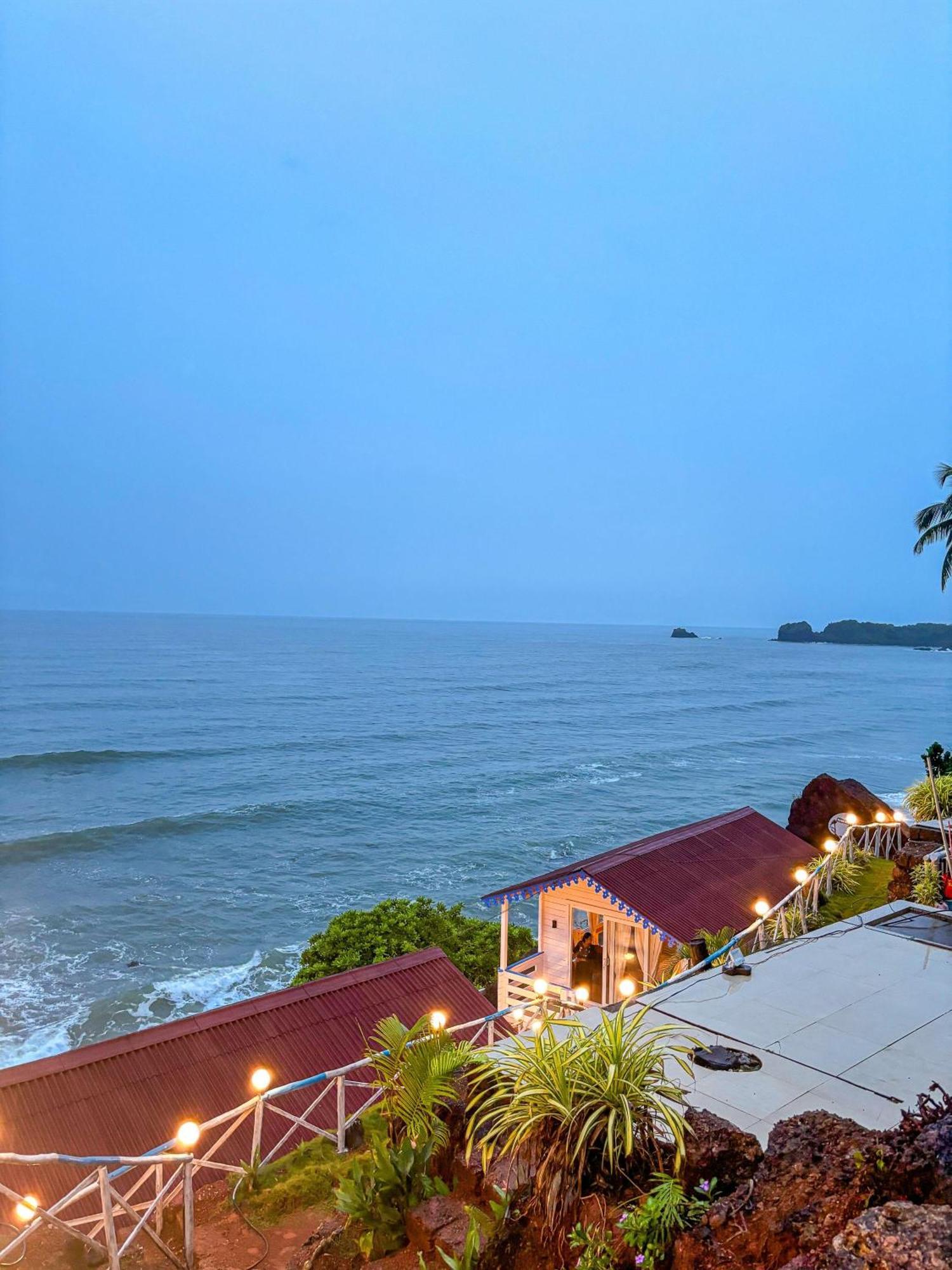 Red Crab Eco Resorts Canaguinim Exterior photo